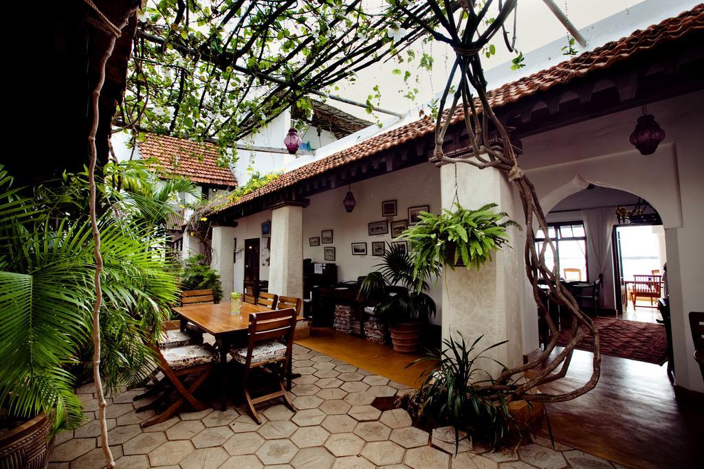 Peponi Hotel Shela Екстериор снимка